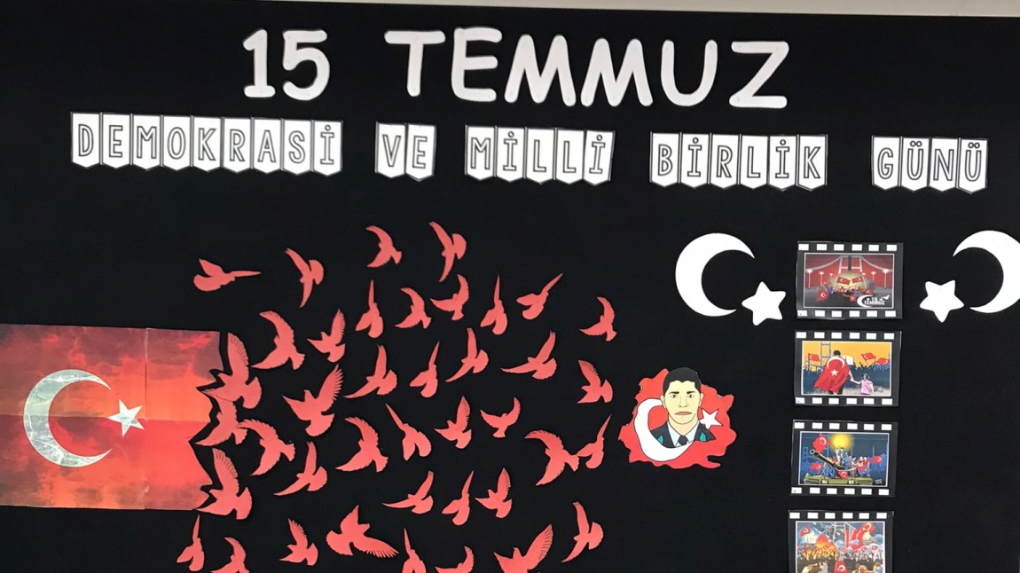 OKULUMUZUN 15 TEMMUZ DEMOKRASİ ve MİLLİ BİRLİK GÜNÜ PROGRAMI